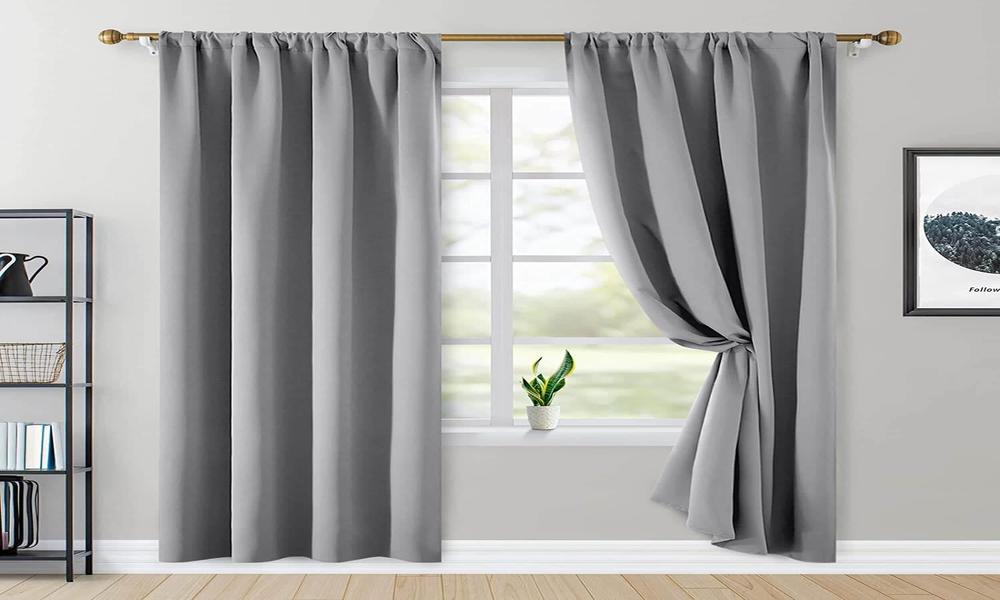 Enhancing Theatrical Experience with Blackout Curtains